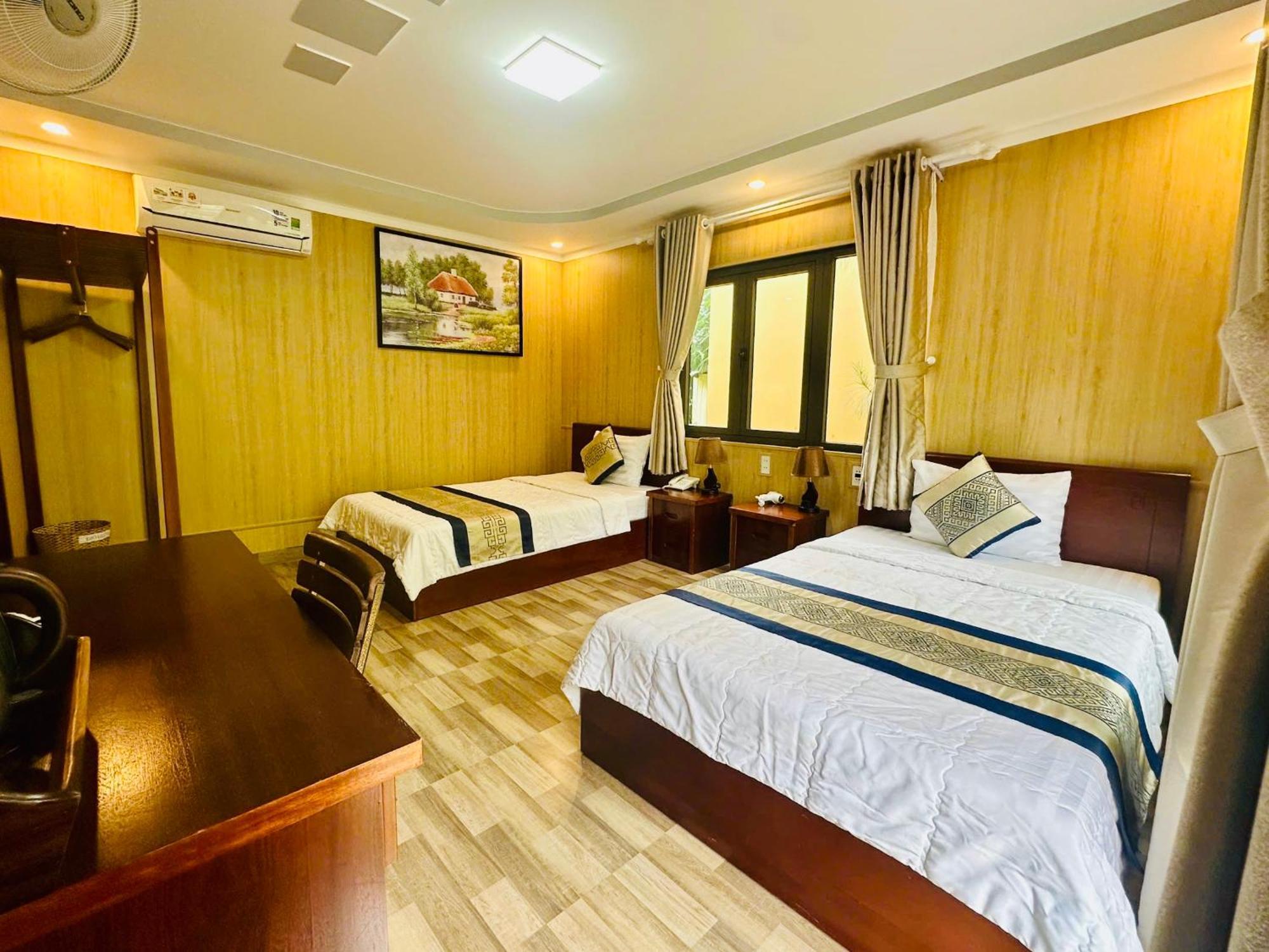 Bazan Home - Hotel & Bungalow Pleiku Værelse billede