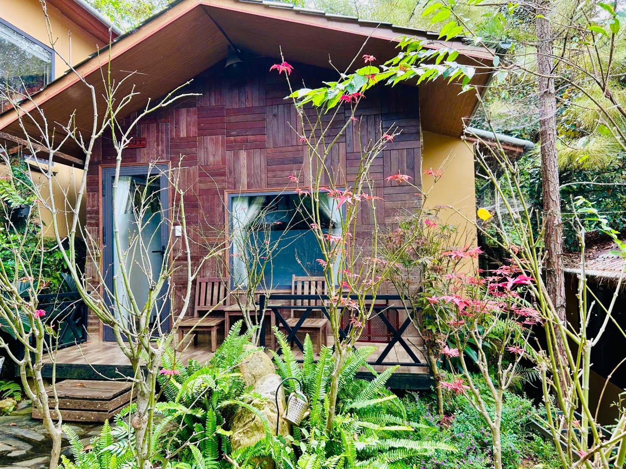 Bazan Home - Hotel & Bungalow Pleiku Eksteriør billede